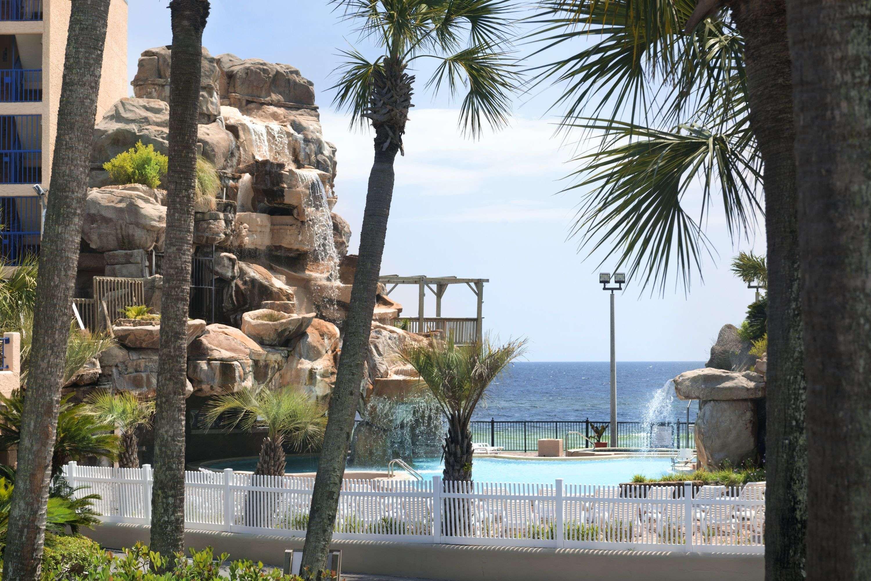Days Inn By Wyndham Panama City Beach/Ocean Front Eksteriør billede