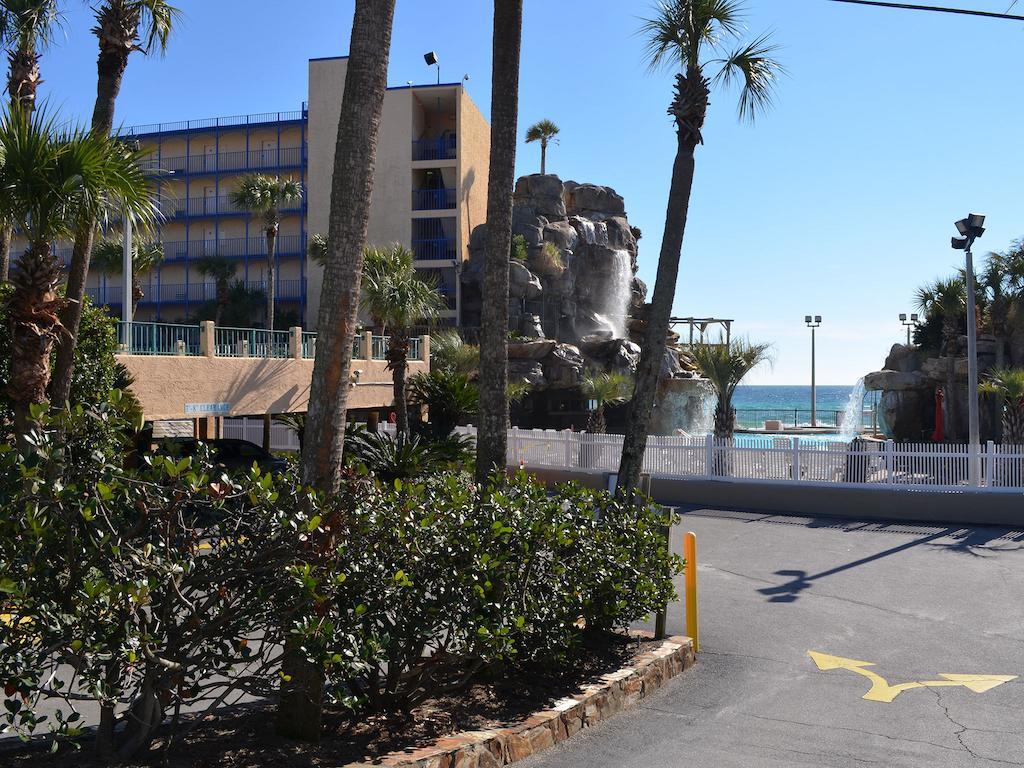 Days Inn By Wyndham Panama City Beach/Ocean Front Eksteriør billede